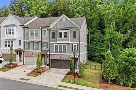 228 Retreat Lane