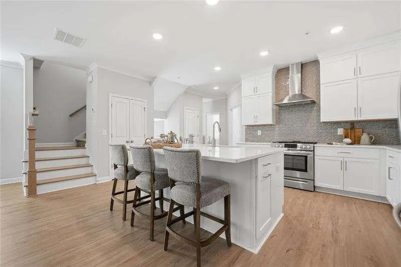 228 Retreat Lane Canton, GA 30114