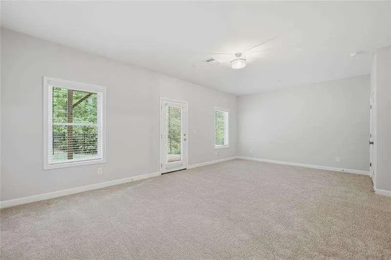 228 Retreat Lane Canton, GA 30114