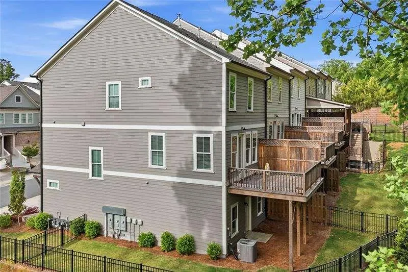228 Retreat Lane Canton, GA 30114