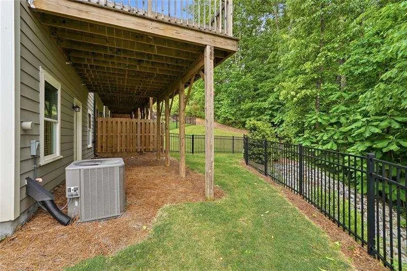 228 Retreat Lane Canton, GA 30114