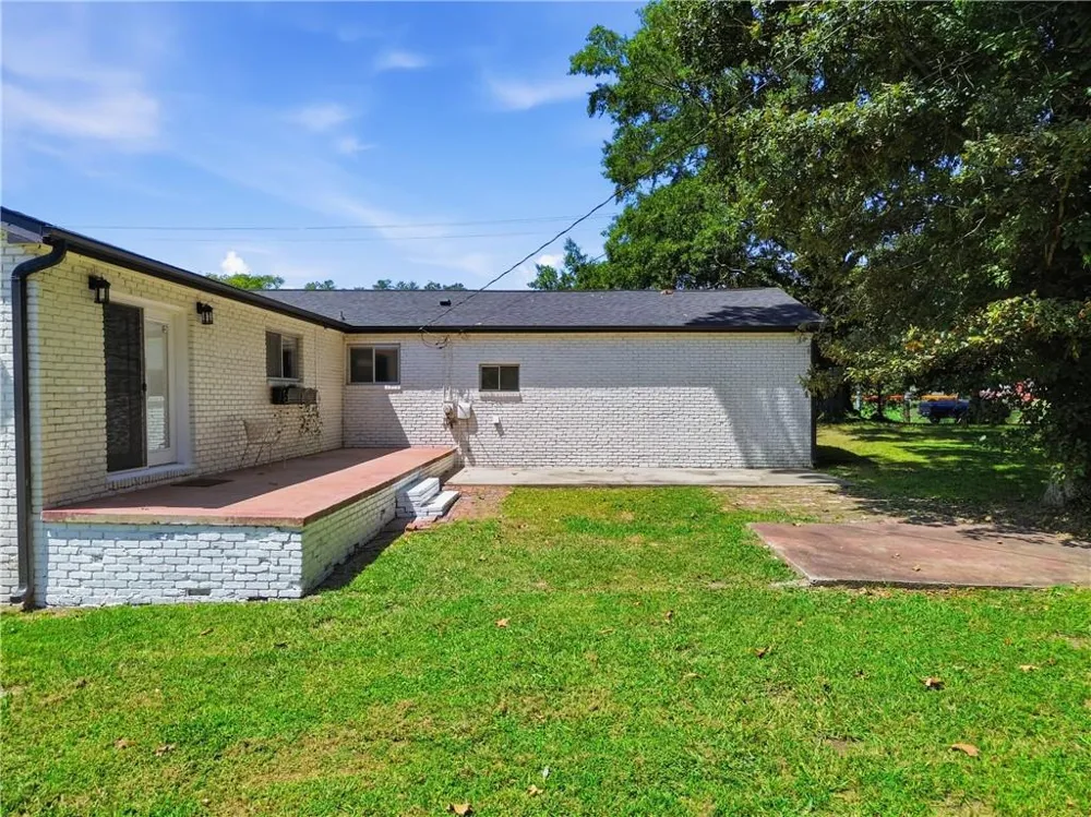 385 Cross Street Rossville, GA 30741