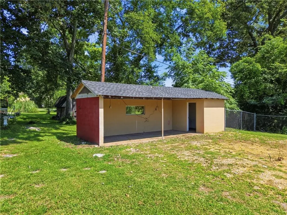 385 Cross Street Rossville, GA 30741