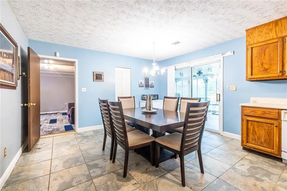 8397 Willows Terrace Riverdale, GA 30274