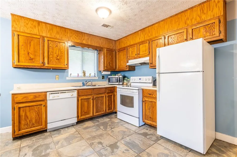8397 Willows Terrace Riverdale, GA 30274