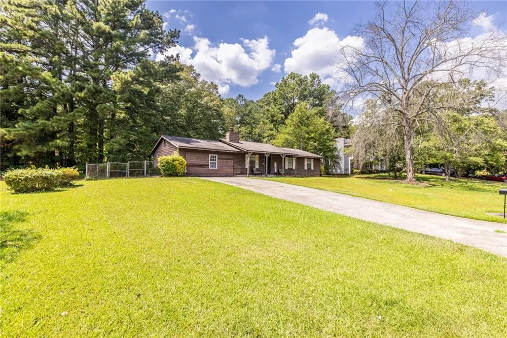 8397 Willows Terrace Riverdale, GA 30274