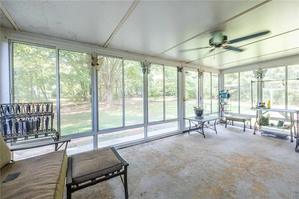 8397 Willows Terrace Riverdale, GA 30274