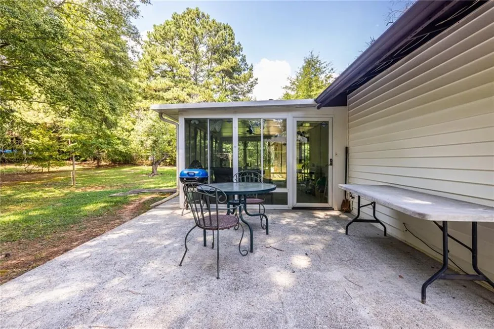 8397 Willows Terrace Riverdale, GA 30274