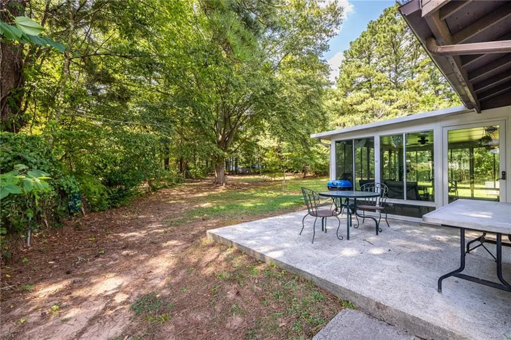 8397 Willows Terrace Riverdale, GA 30274