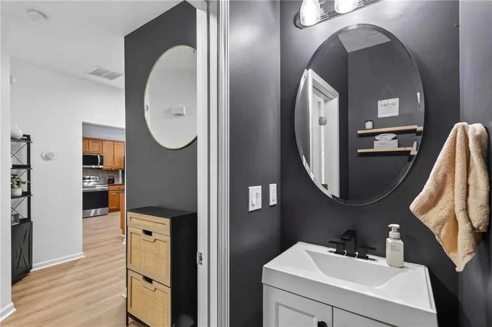 502 Hillside Trail Woodstock, GA 30188