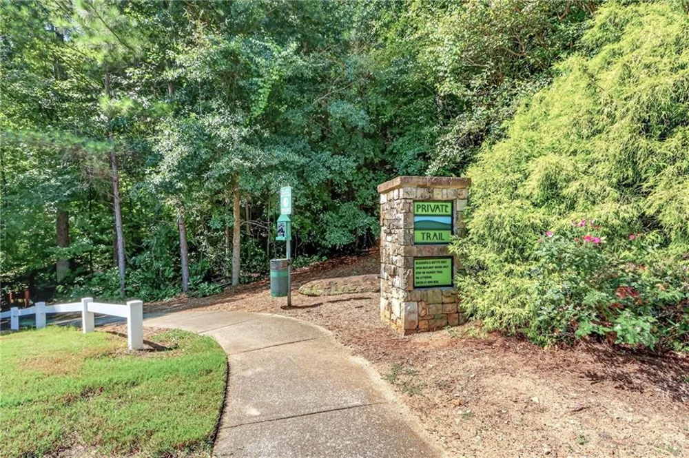 502 Hillside Trail Woodstock, GA 30188