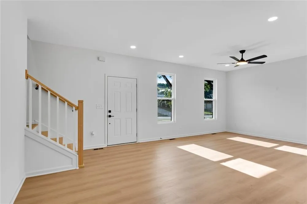 3402 Ashford Loop Ellenwood, GA 30294