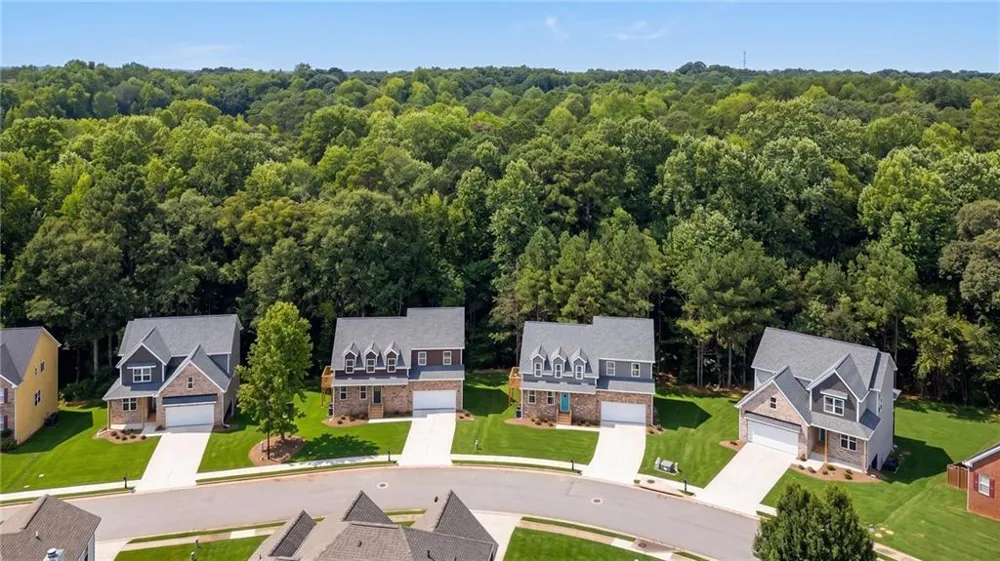 3402 Ashford Loop Ellenwood, GA 30294