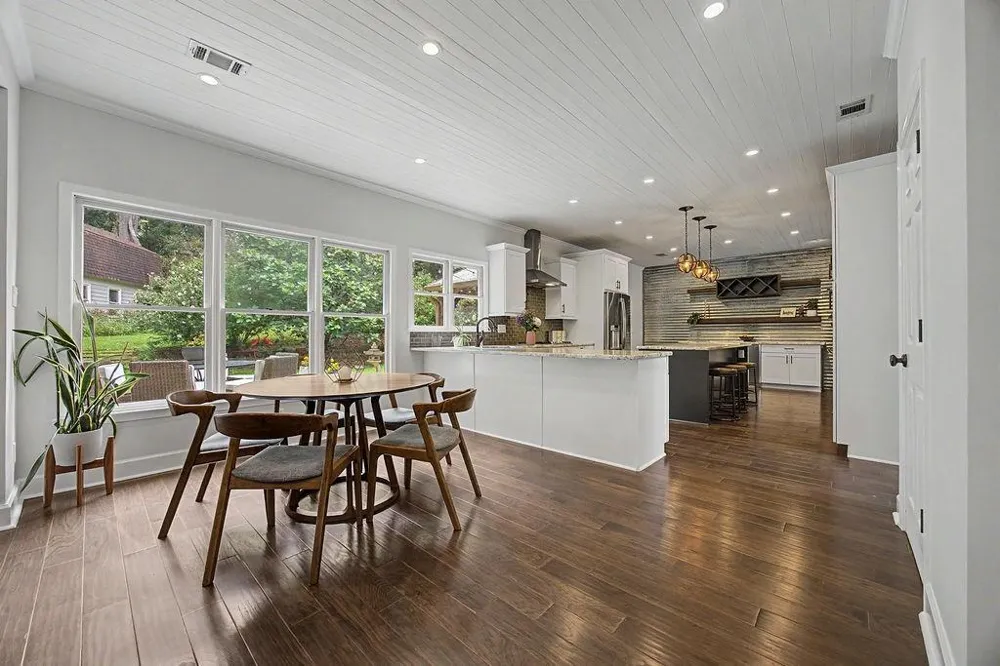 2590 Grassview Drive Milton, GA 30004