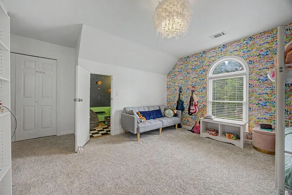 2590 Grassview Drive Milton, GA 30004