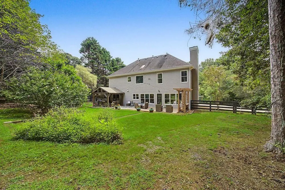 2590 Grassview Drive Milton, GA 30004
