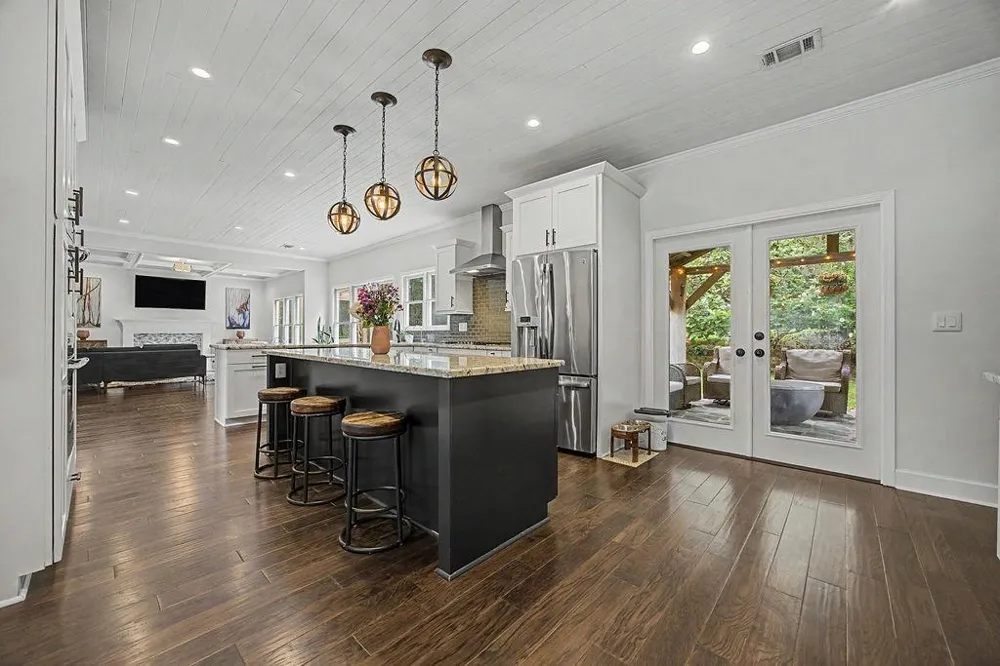 2590 Grassview Drive Milton, GA 30004