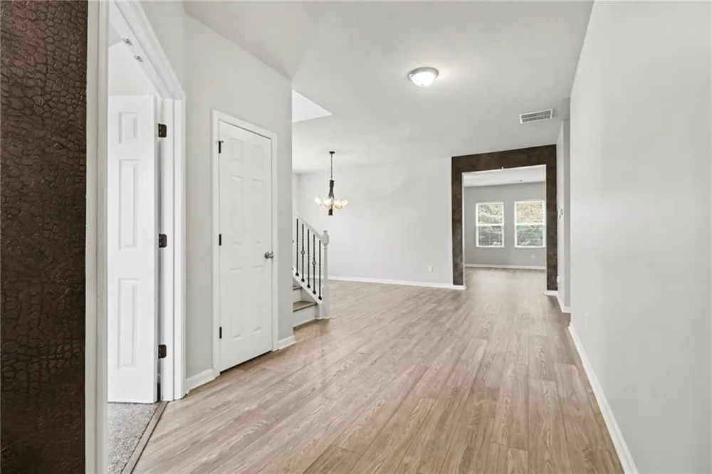 6858 Pierless Avenue Sugar Hill, GA 30518
