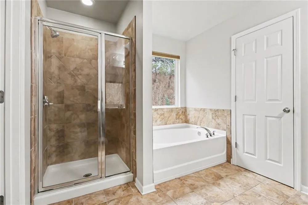 6858 Pierless Avenue Sugar Hill, GA 30518