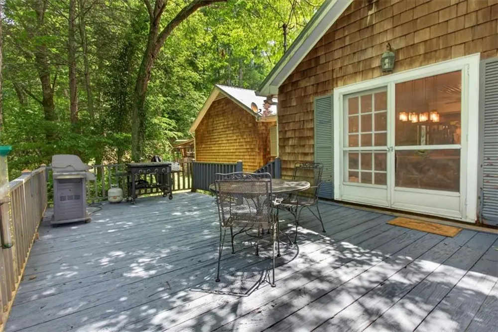 1965 Highway 52 E Ellijay, GA 30536