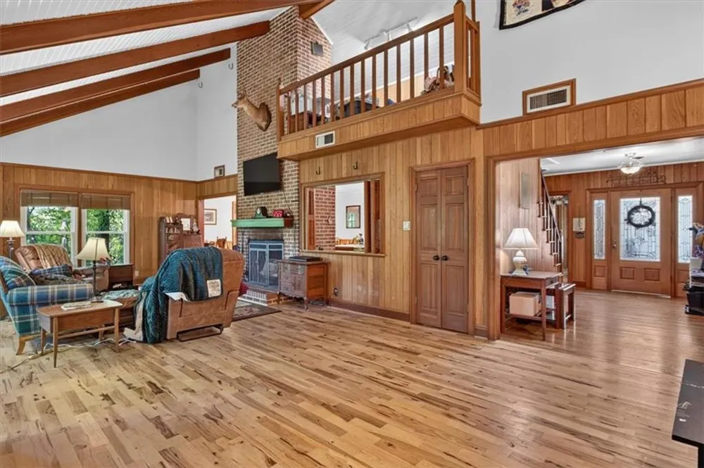 1965 Highway 52 E Ellijay, GA 30536