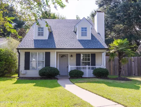 141 Greenfield Lane