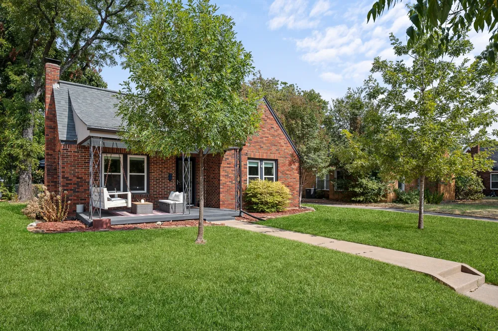 1116 Bonnie Brae Avenue Fort Worth, TX 76111