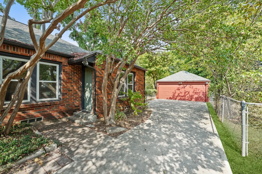 1116 Bonnie Brae Avenue Fort Worth, TX 76111