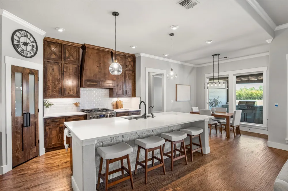 311 Mossy Point Waxahachie, TX 75167