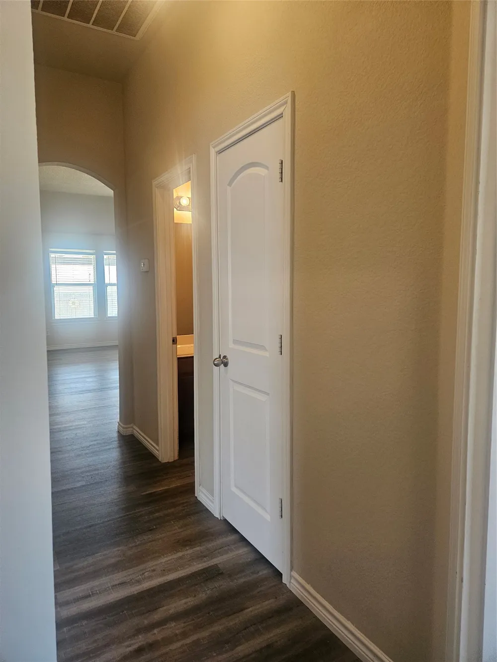 1707 Griffin Lane Mansfield, TX 76063