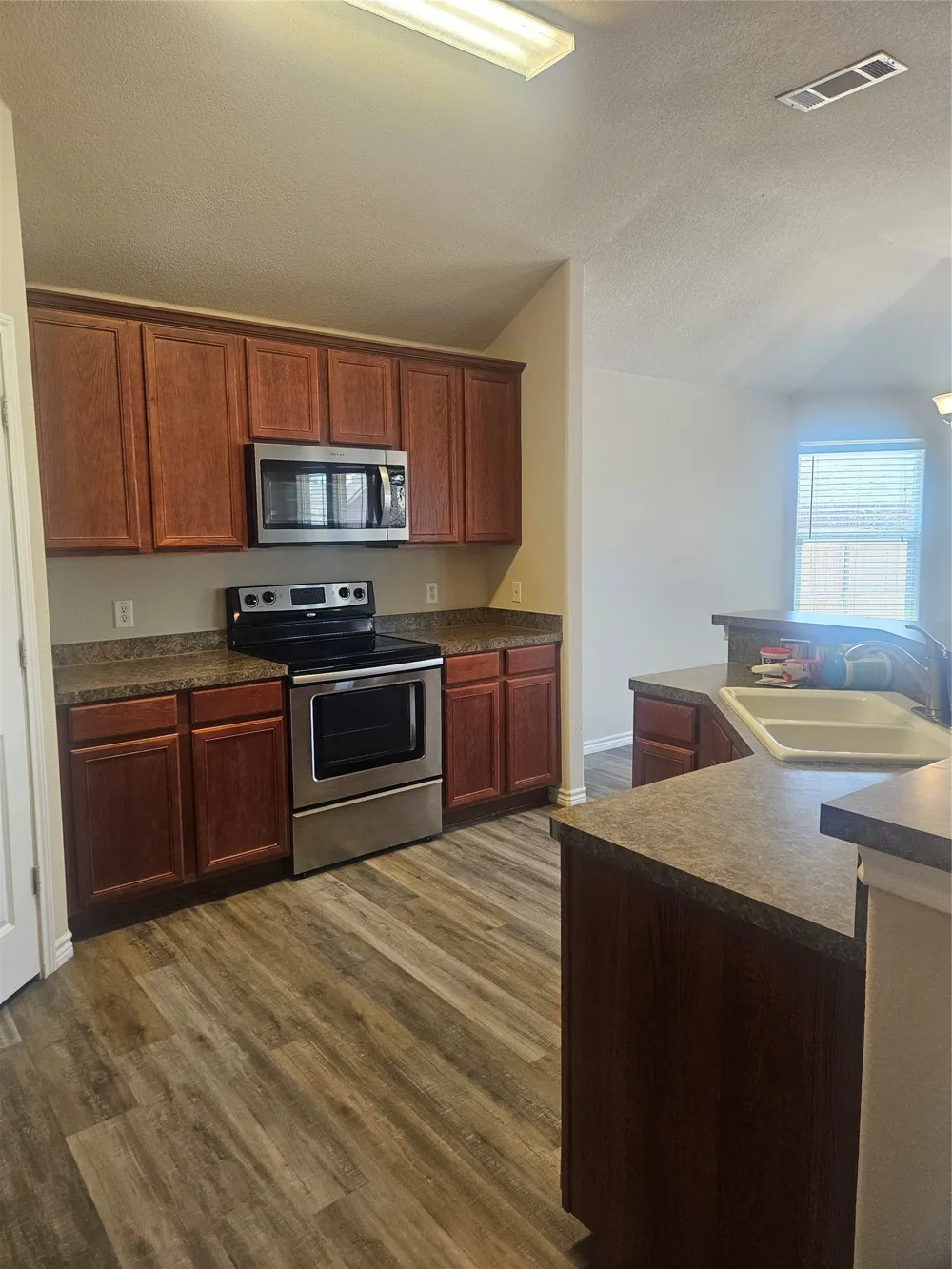 1707 Griffin Lane Mansfield, TX 76063