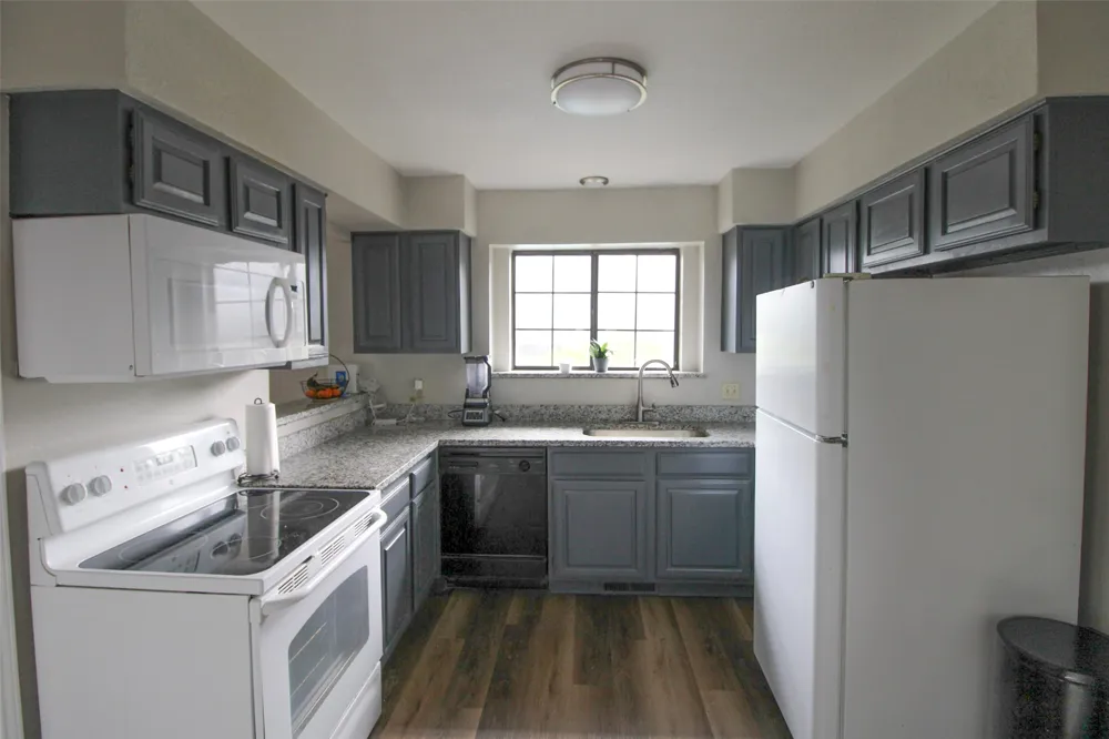 6111 Farmingdale Drive Arlington, TX 76001