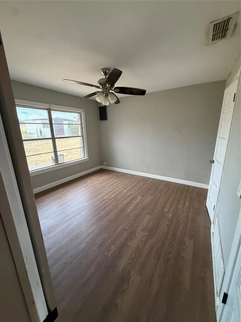 177 county road Poolville, TX 76487