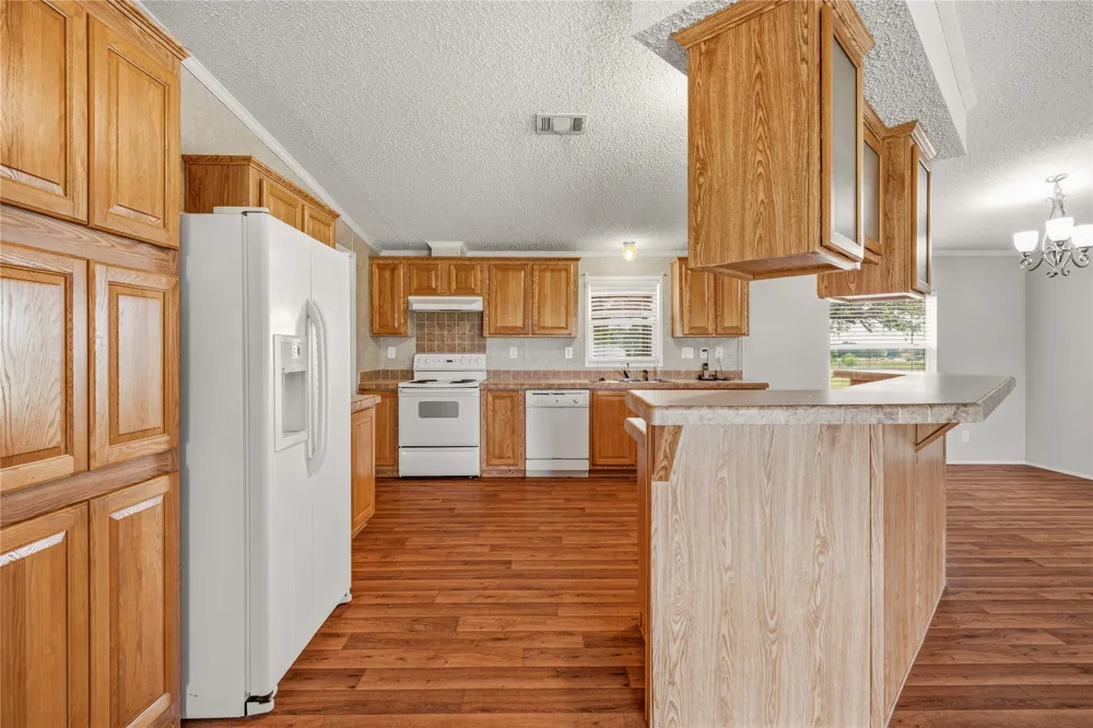 1402 County Road 185 Stephenville, TX 76401