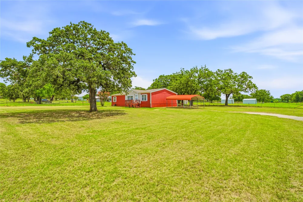 1402 County Road 185 Stephenville, TX 76401