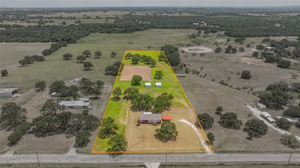 1402 County Road 185 Stephenville, TX 76401
