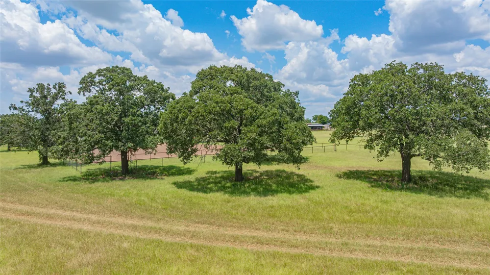 1402 County Road 185 Stephenville, TX 76401
