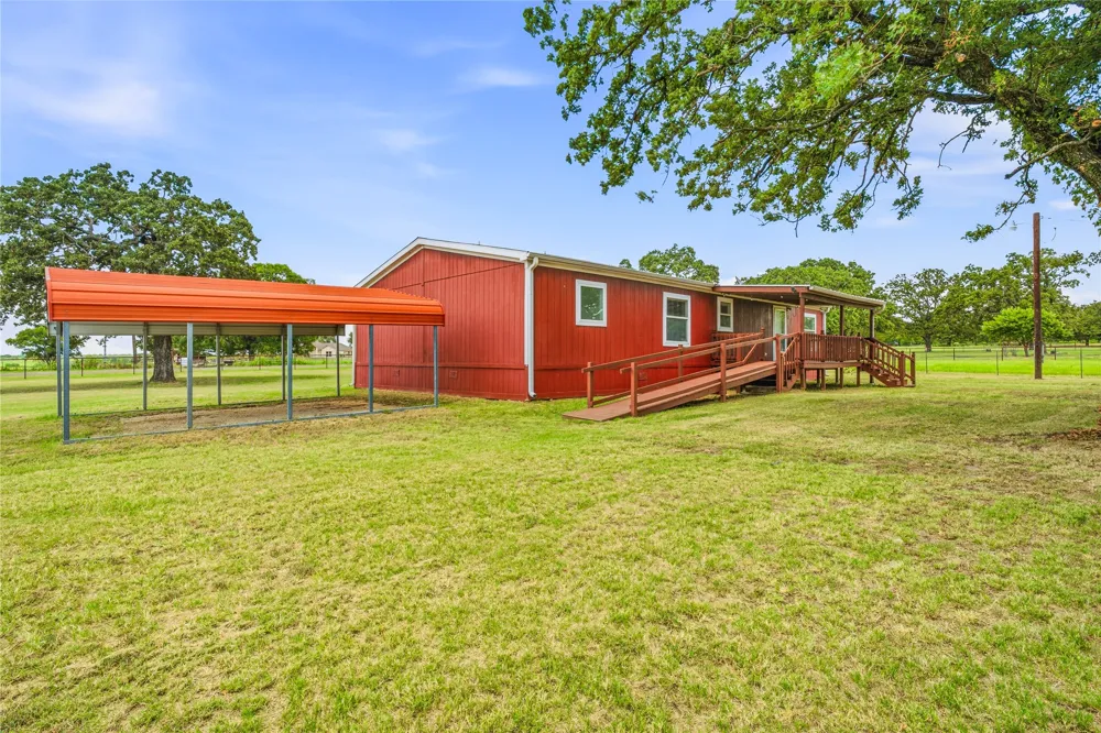 1402 County Road 185 Stephenville, TX 76401