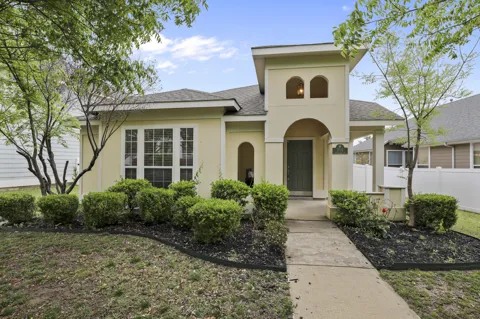 1104 Grey Fox Drive