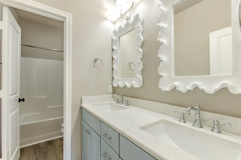 1300 Sleepy Hollow Road Woodway, TX 76712