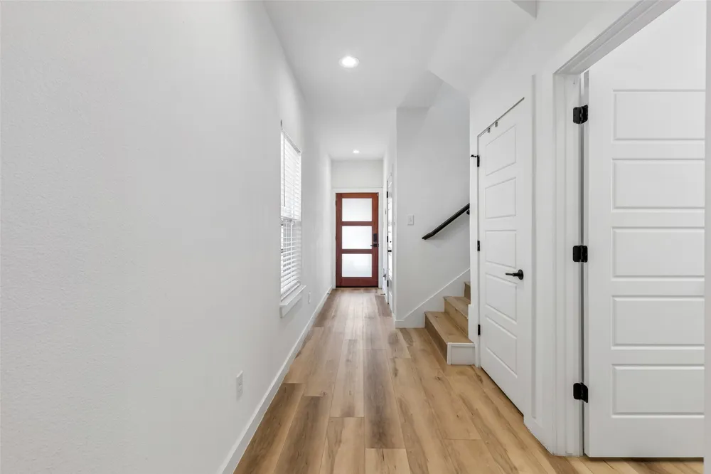 2225 Bethurum Avenue Dallas, TX 75215
