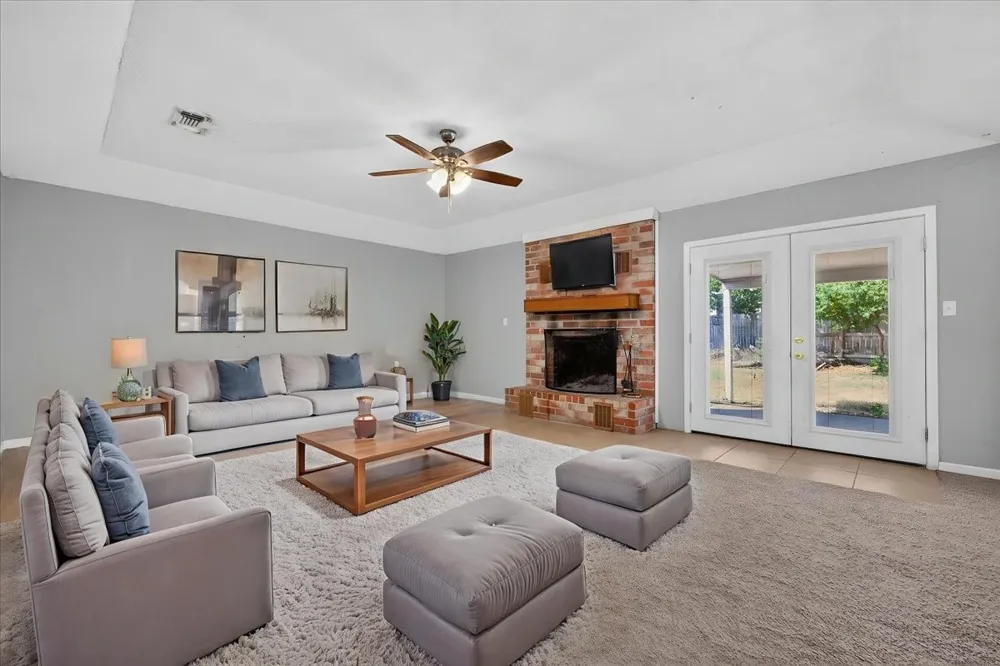 4000 Mountain Vista Drive Granbury, TX 76048