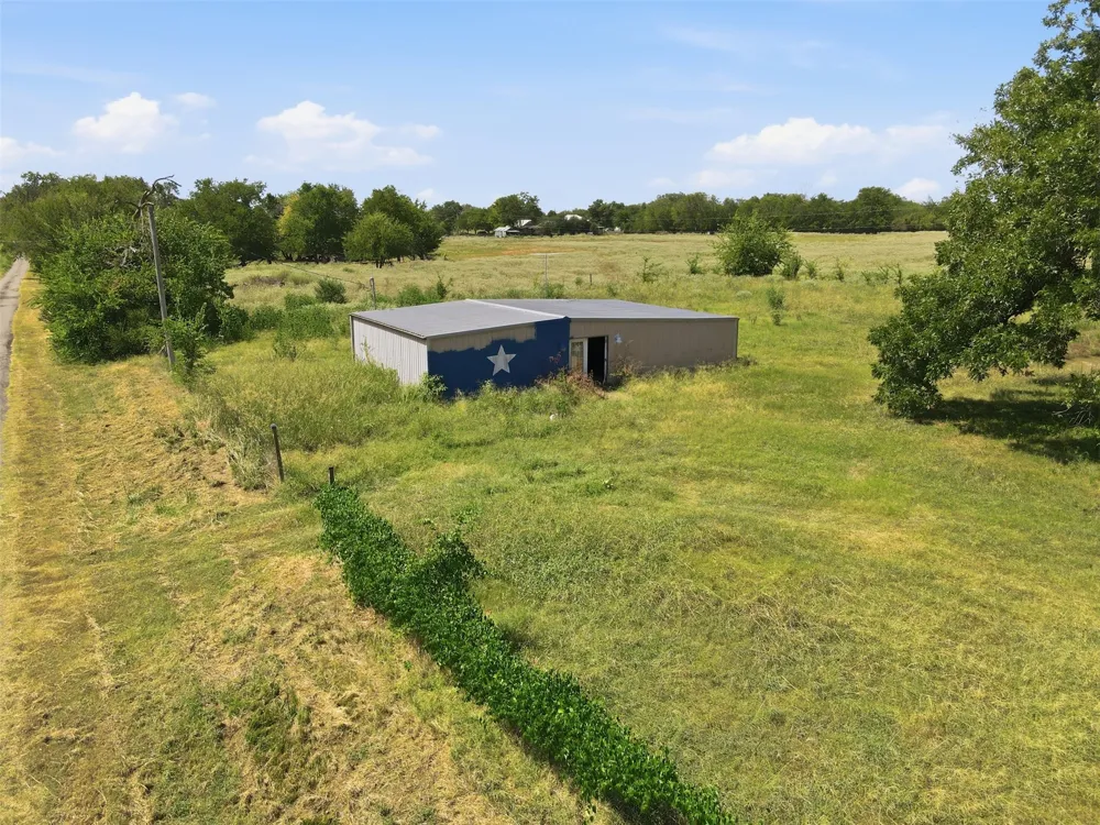 13810 E SH 67 Saltillo, TX 75478