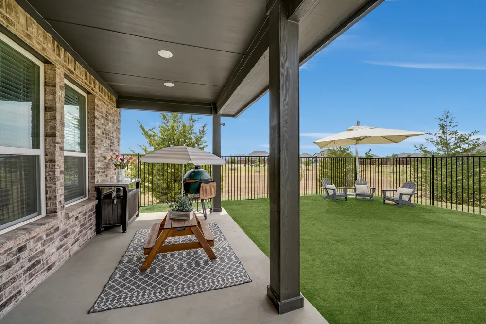 1024 Auburn Drive Justin, TX 76247