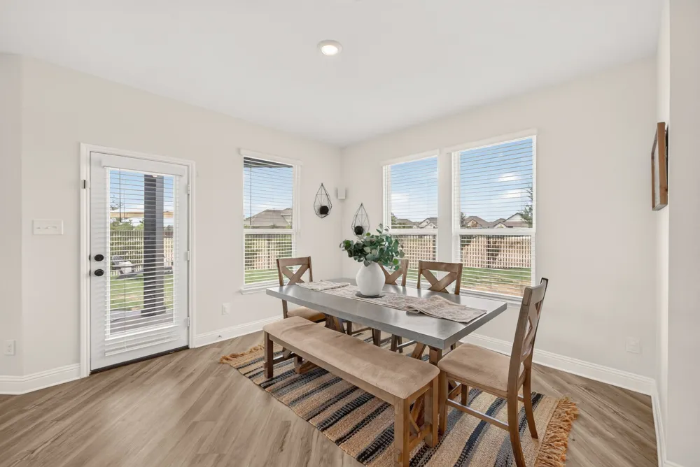 1024 Auburn Drive Justin, TX 76247