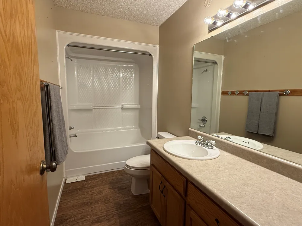 601 Highway 588 Comanche, TX 76442