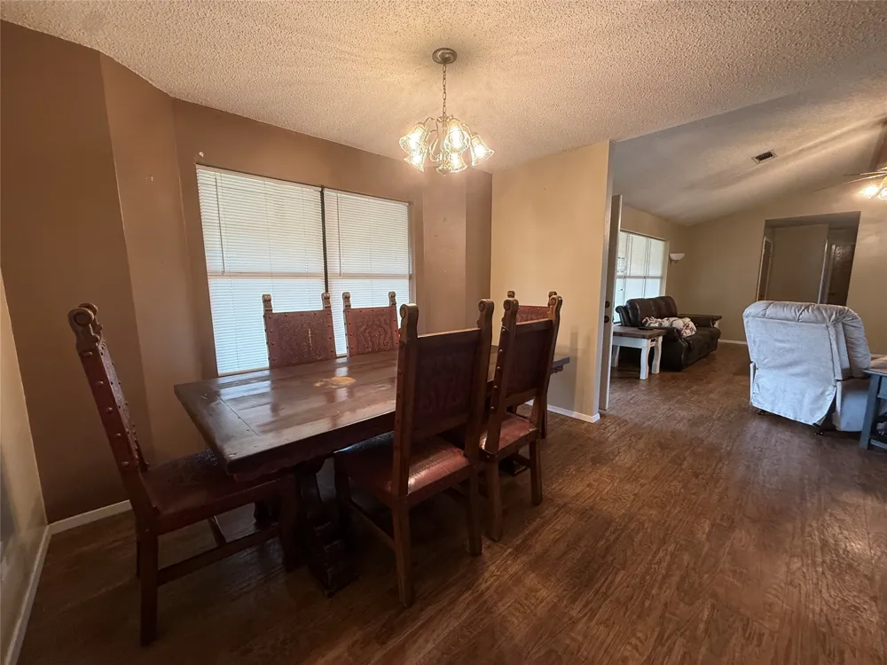 601 Highway 588 Comanche, TX 76442