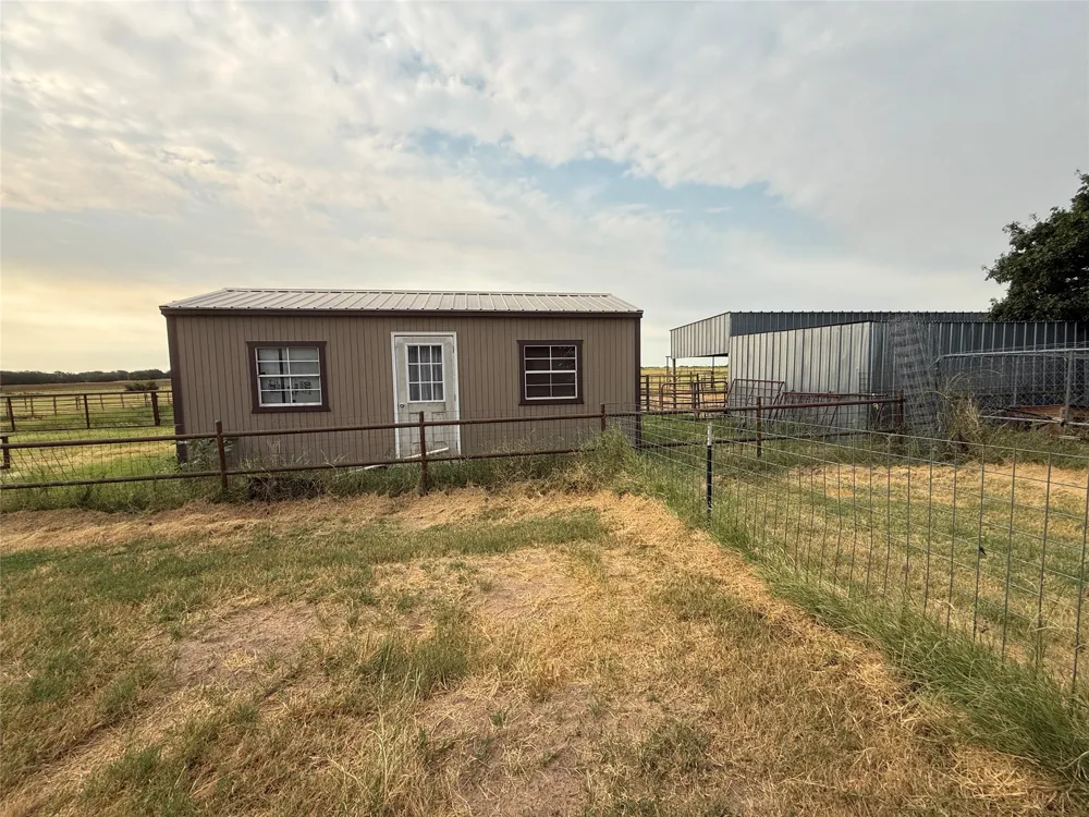 601 Highway 588 Comanche, TX 76442