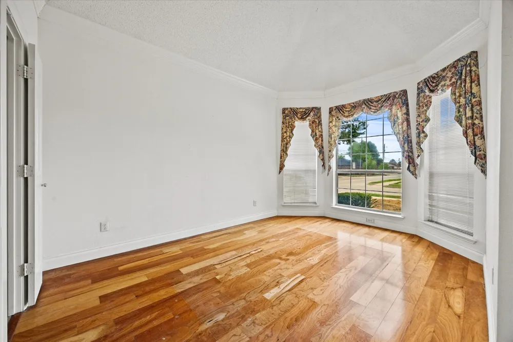 2416 Liles Lane Mesquite, TX 75181