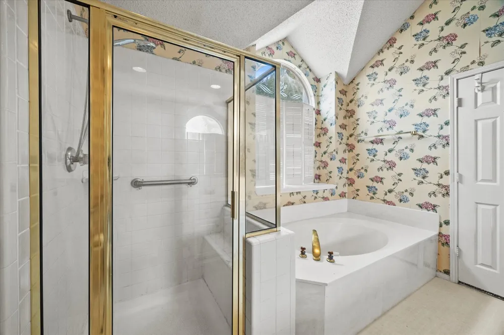 2416 Liles Lane Mesquite, TX 75181